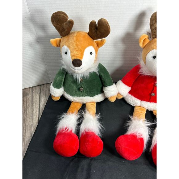 A pair of Christmas Reindeers Shelf Sitters by Valerie Par Hill QVC - Picture 5 of 5
